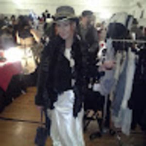 Meet your Posher, Robin